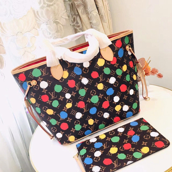 ルイヴィトンバッグ素材ディテール